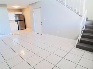 2770 W 60th Pl APT 201, Hialeah, FL 33016