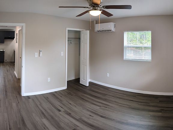 2nd image of 1811 Liston Dr