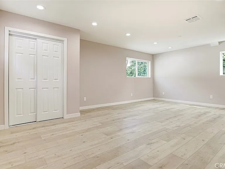 7302 N Firmament Ave — Photo 6