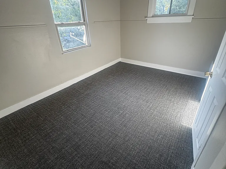 3537 Delphos Ave — Photo 7