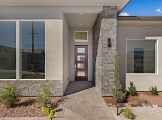 1195 N 50 W, Hurricane, UT 84737