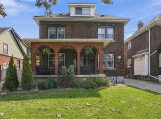 17 Tuxedo Ave S, Hamilton, ON L8K2R7