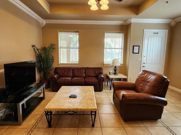 106 W Capricorn Dr, South Padre Island, TX 78597