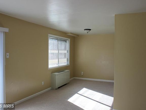 5th image of 1501 S George Mason Dr APT 12