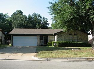 7457 Beaty St, Fort Worth, TX 76112