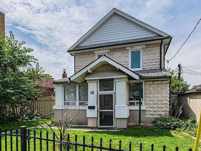 12 Sibley Ave #MAIN AND UPPER — Photo 2
