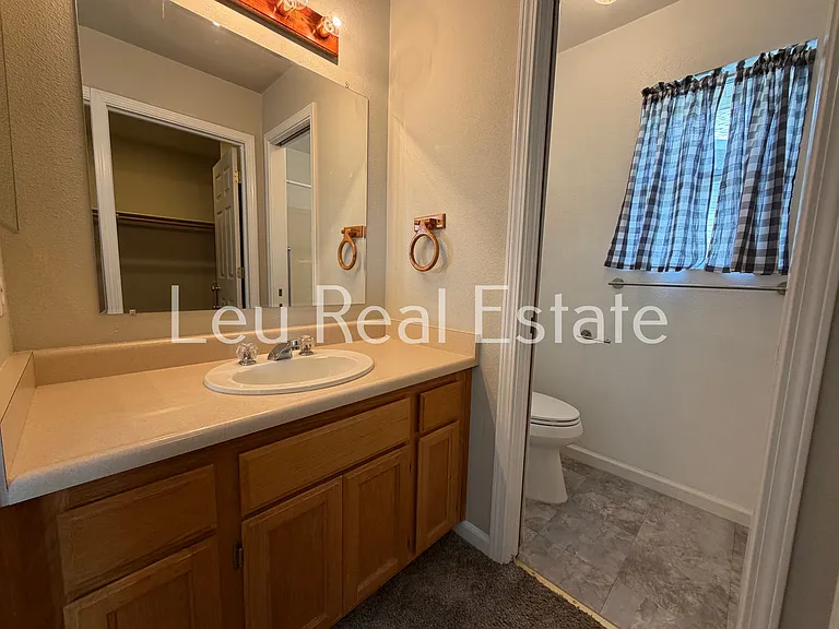 2548 Golden Eagle Ln — Photo 17