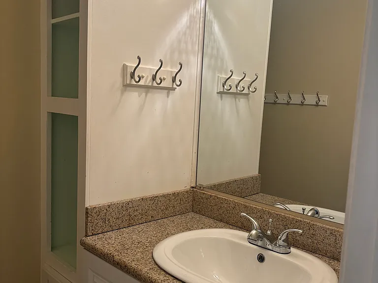 2075 Ascot Dr #120 — Photo 23