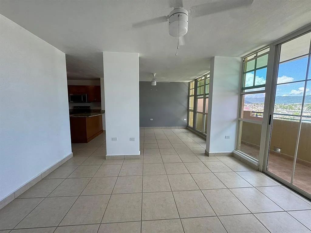 3 bed, 2.0 bath, 1751 sqft, $1,700 — Photo 4