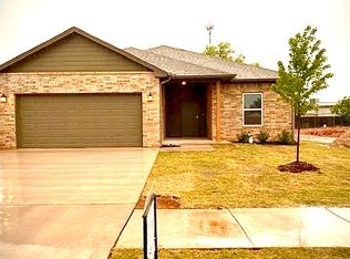 1109 N Silver Leaf Dr, Oklahoma City, OK 73160