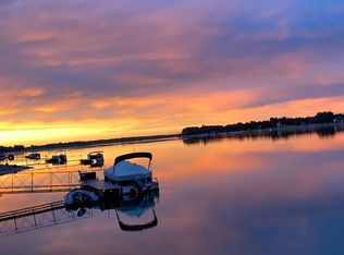 6820 Willow Rd N, Mandan, ND 58554