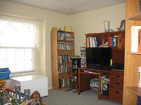 4th image of 3023 Mimosa Ln