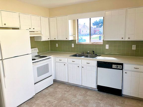 Large Kitchens