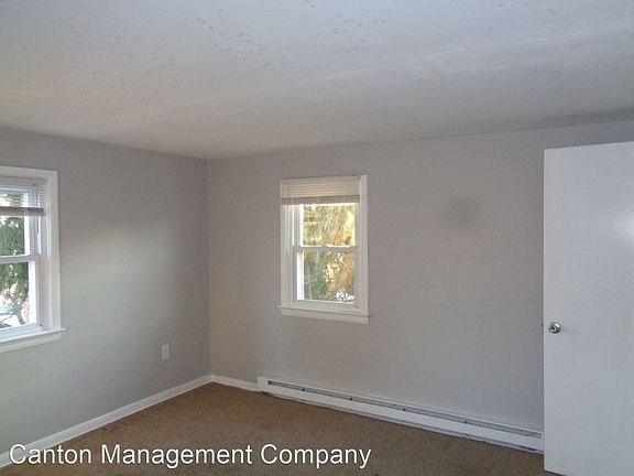 2nd image of 205 Franklin St APT 2