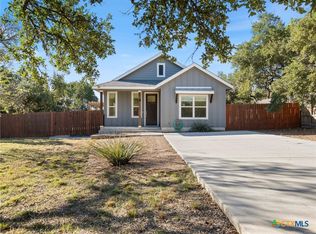 4 Round Bluff Cir, Wimberley, TX 78676