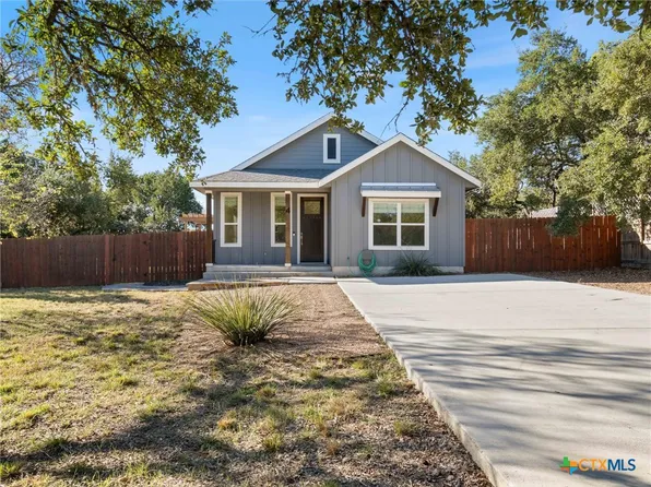 4 Round Bluff Cir, Wimberley, TX 78676