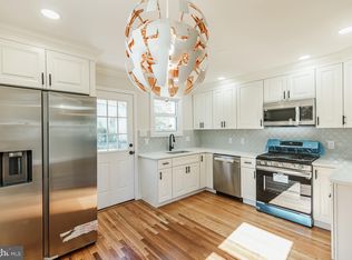 27 Saint Charles Pl, Runnemede, NJ 08078