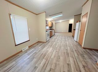 9366 Starboard Dr, Fair Haven, MI 48023