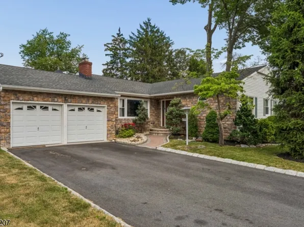 336 Darby Ln, Mountainside Boro, NJ 07092