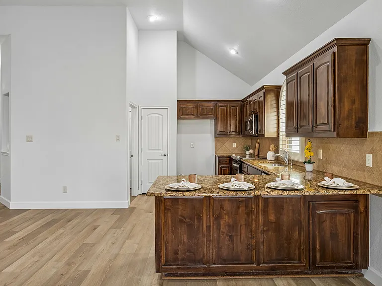 10445 Merced Lake Rd — Photo 6