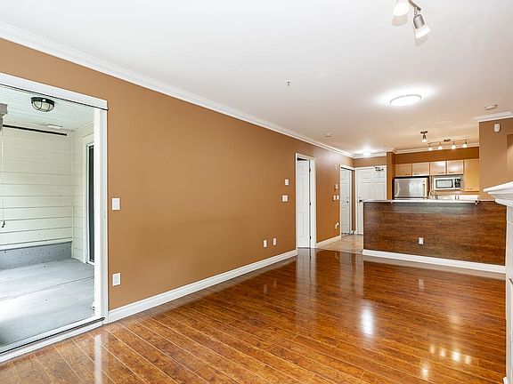 2nd image of 3625 Windcrest Dr #103