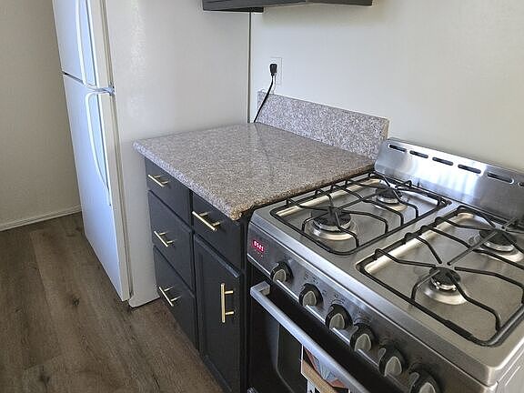 4th image of 2219 Crenshaw Blvd APT 3