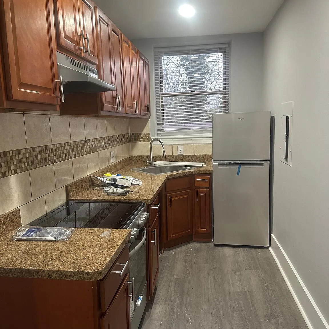 1 bed, 800 sqft, $1,295 — Photo 3