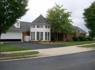 3301 Kingsbury Cir SW, Roanoke, VA 24014