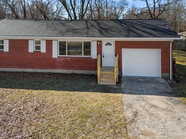 472 N 3rd St, Scottsburg, IN 47170