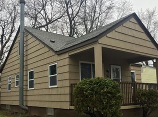 36 E Colgate Ave, Pontiac, MI 48340