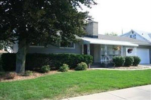 1st image of 2933 Lincoln Ave