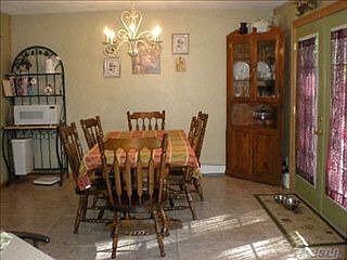 5th image of 22 Yosemite Ln