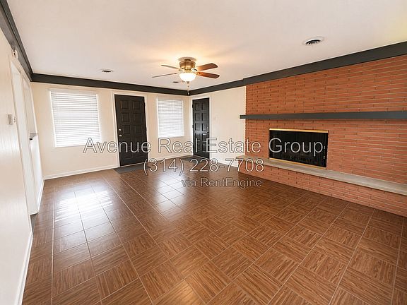 4th image of 12163 Cheryl Ct