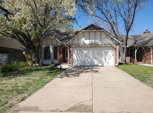9510 E Skinner St, Wichita, KS 67207