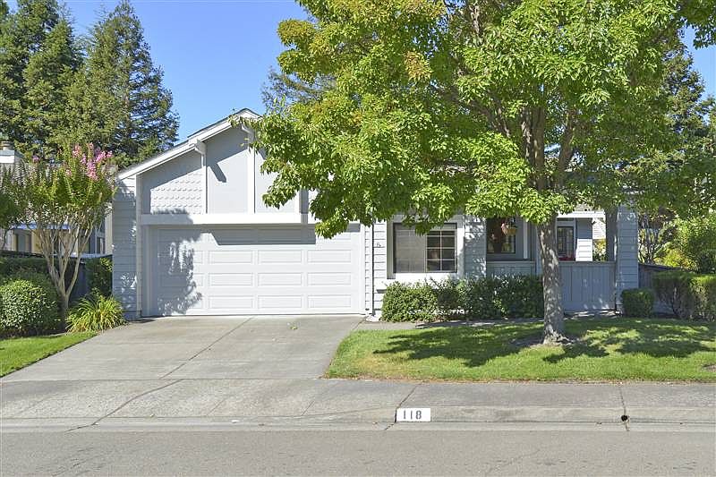1st image of 118 Saint James Dr