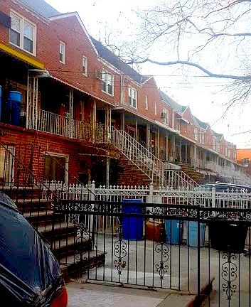2nd image of 962 E 106th St #2