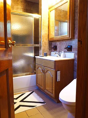 Rented by Winzone Realty Inc | media 7