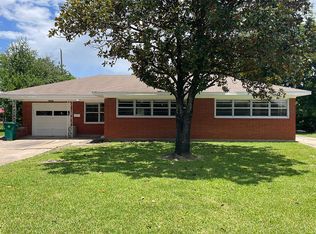 1921 Van Buren Cir, Pasadena, TX 77502