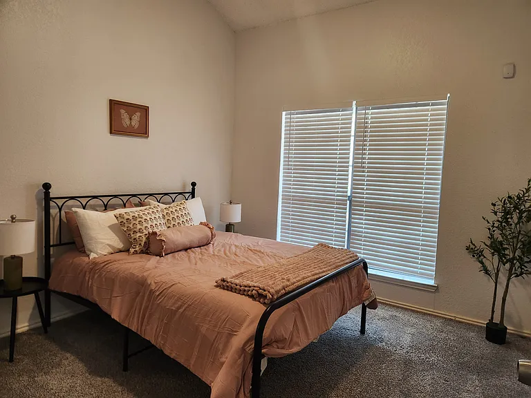 4800 W Lovers Ln #521 — Photo 12