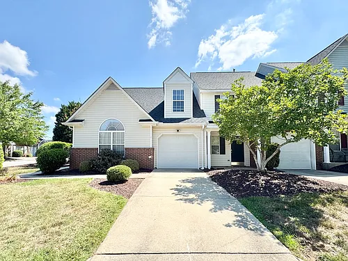 1 Cambridge Oak Cir Photo 1