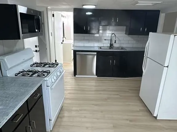 (undisclosed Address), Woonsocket, RI 02895