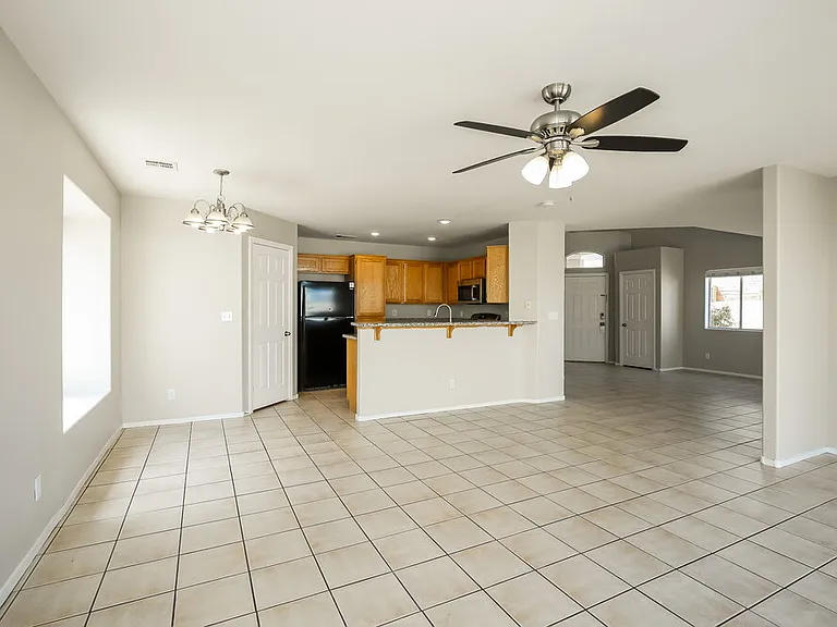 3940 Camryn Holly St — Photo 9