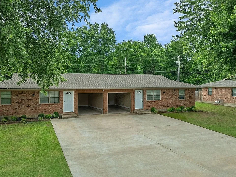 5361 Clevenger Dr