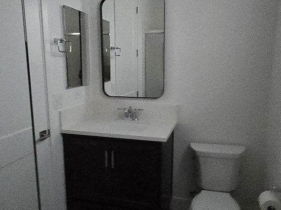 4th image of 1868B Bluejay Dr