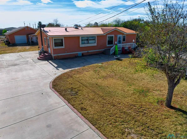 1007 Malaga Ave, Carlsbad, NM 88220