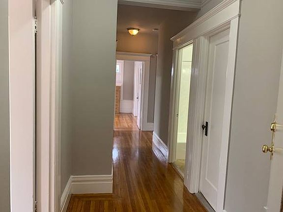 5th image of 100 Hugo St #10867657