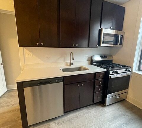 2nd image of 2330 N Spaulding Ave #2334.5-1A