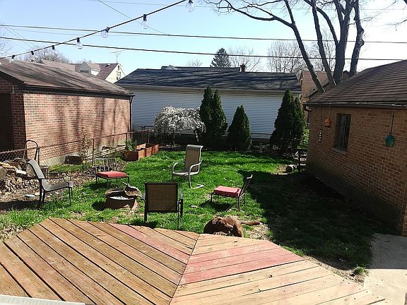 2nd image of 1046 Broadview Blvd