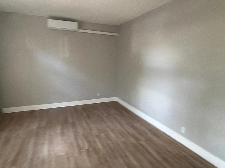 1151 Grant Ave #2E — Photo 5