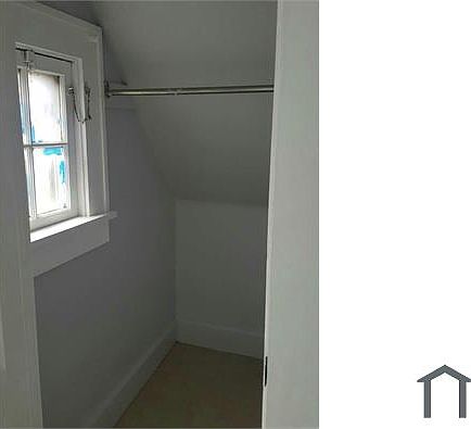 1st image of 920 9th Ave S #2